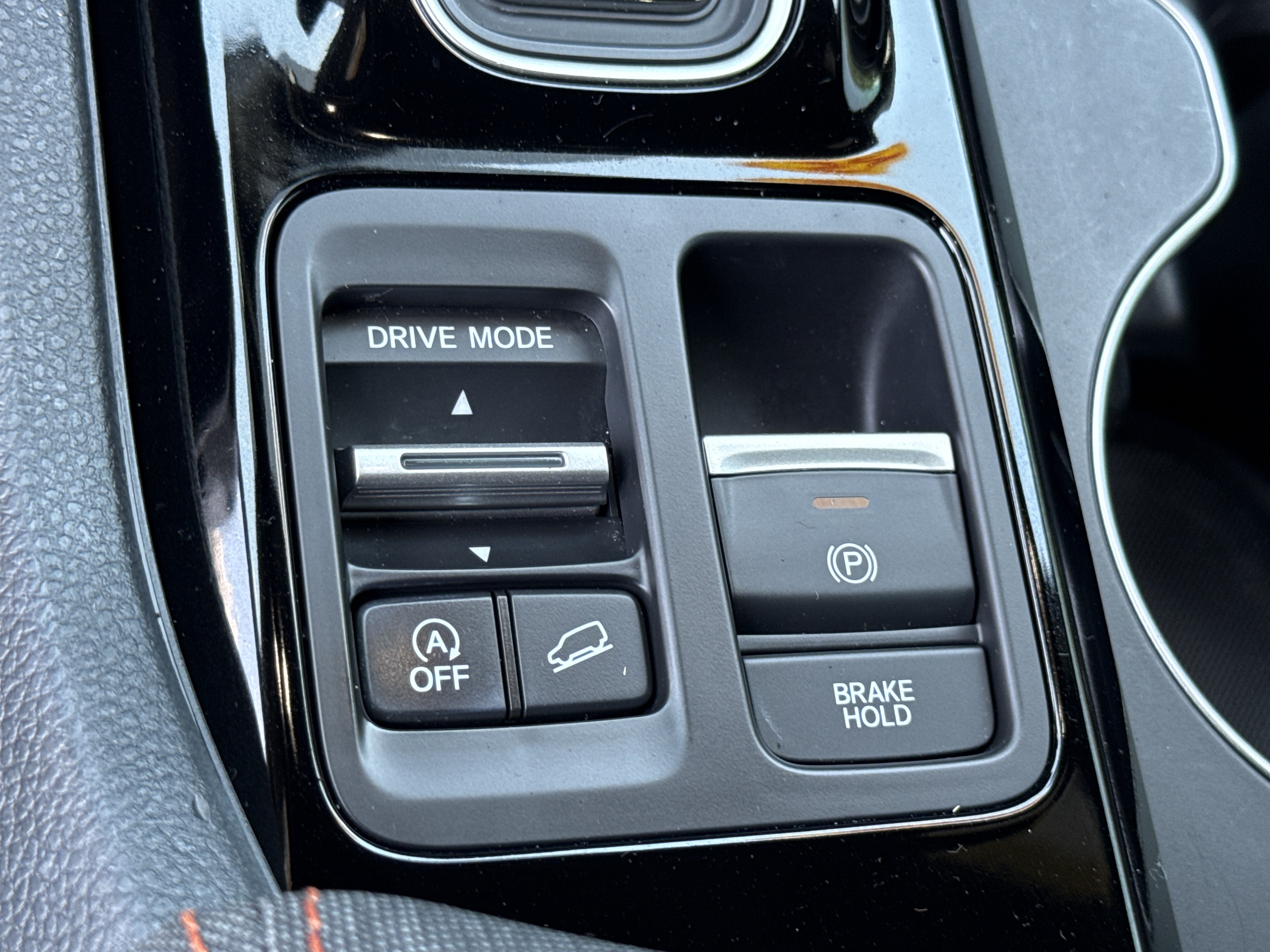 Certified 2025 Honda Pilot Sport image 32