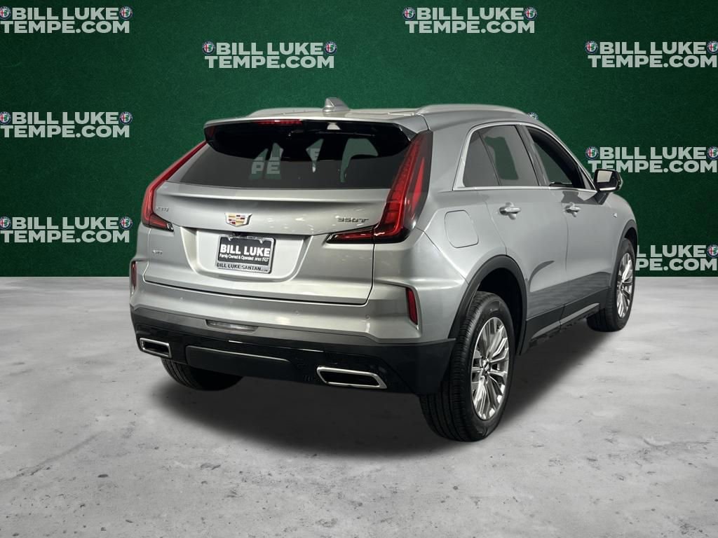 Used 2024 Cadillac XT4 Premium Luxury image 7