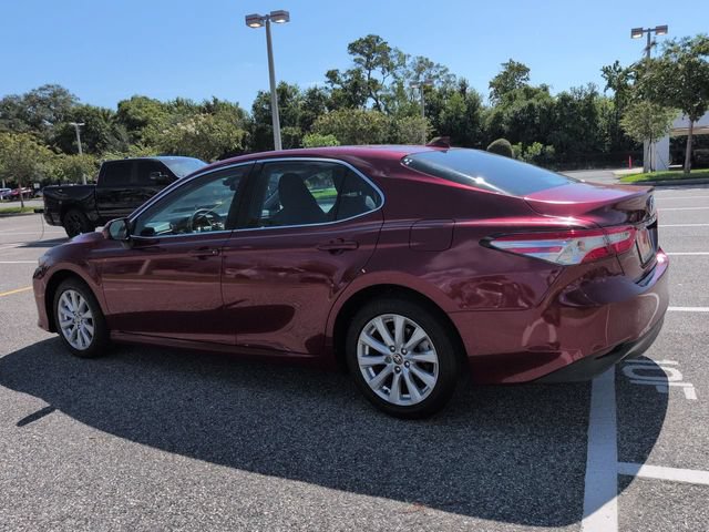 Used 2020 Toyota Camry LE FWD image 6