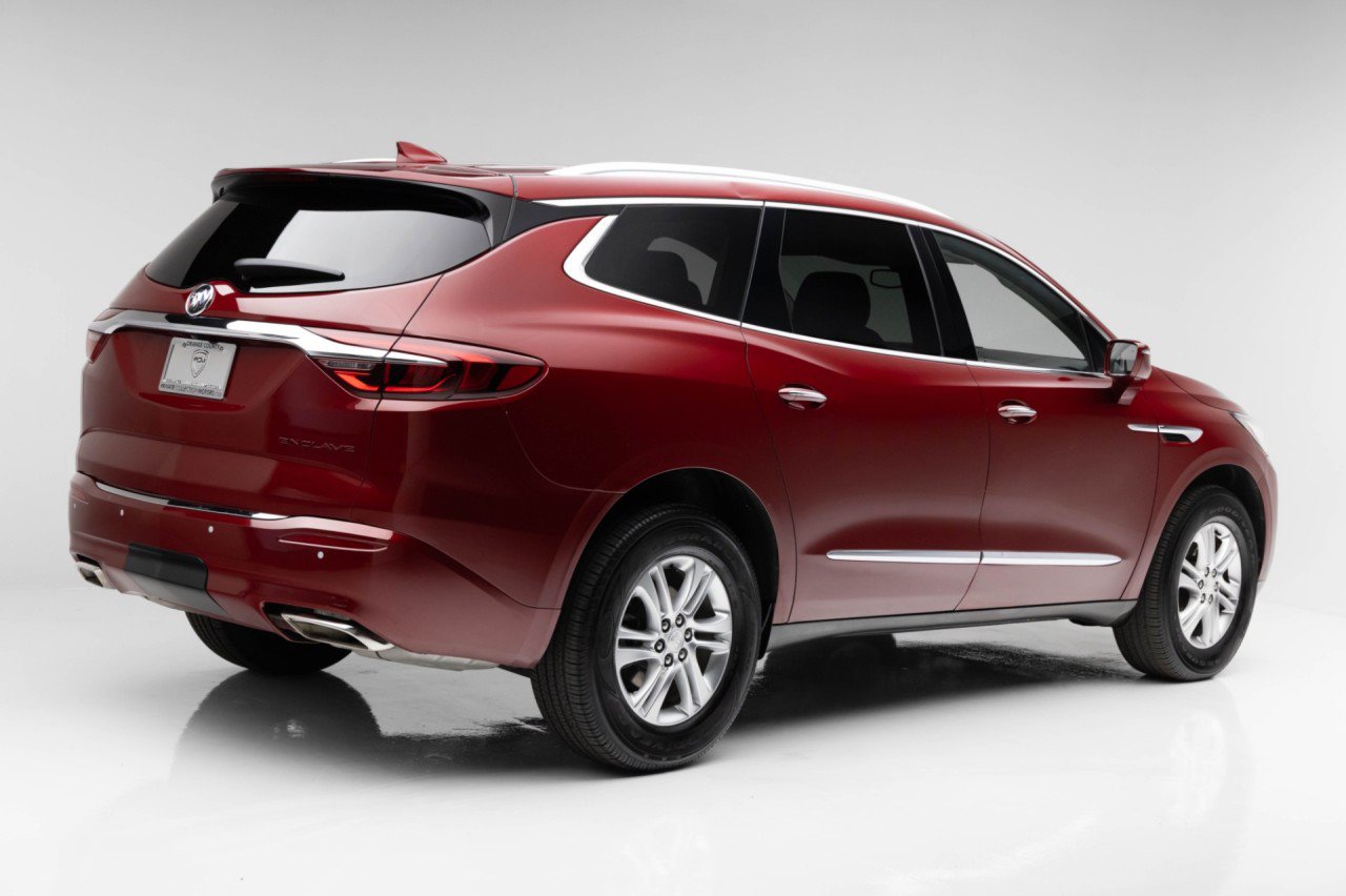 Used 2019 Buick Enclave Essence FWD image 3