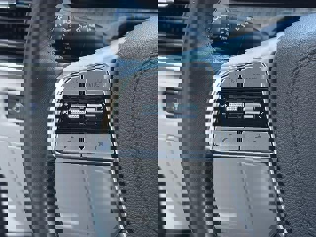 Used 2023 Kia Telluride EX w/ EX Captain's Chair Package image 27