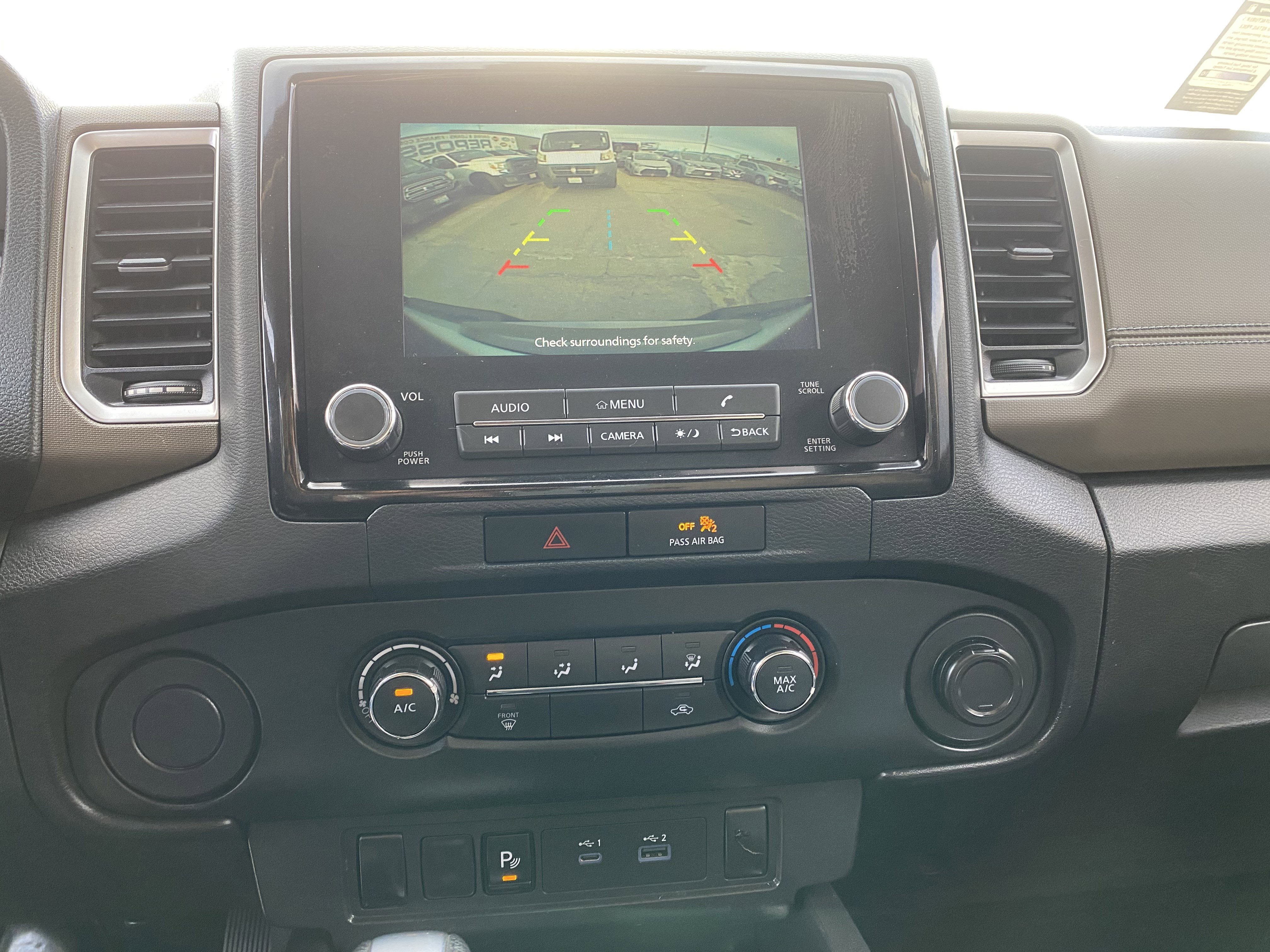 Used 2022 Nissan Frontier SV w/ Technology Package image 14