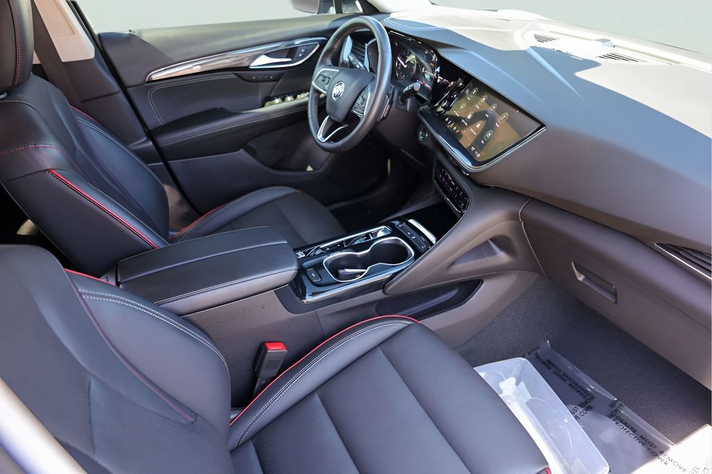 Used 2022 Buick Envision Essence w/ Sport Touring Package FWD image 30