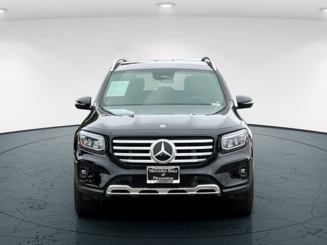 Used 2026 Mercedes-Benz GLB 250 4MATIC image 9