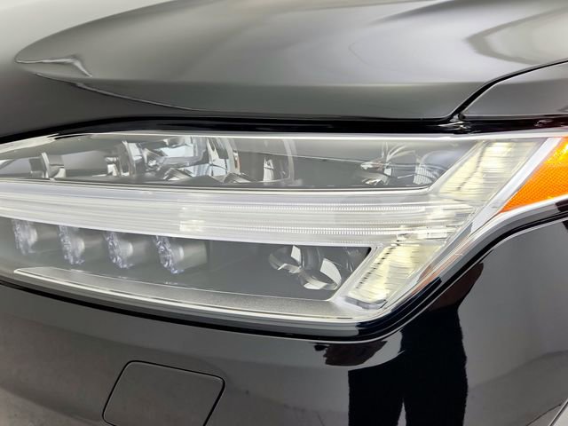 New 2025 Volvo XC90 B6 Plus w/ Protection Package Premier image 31