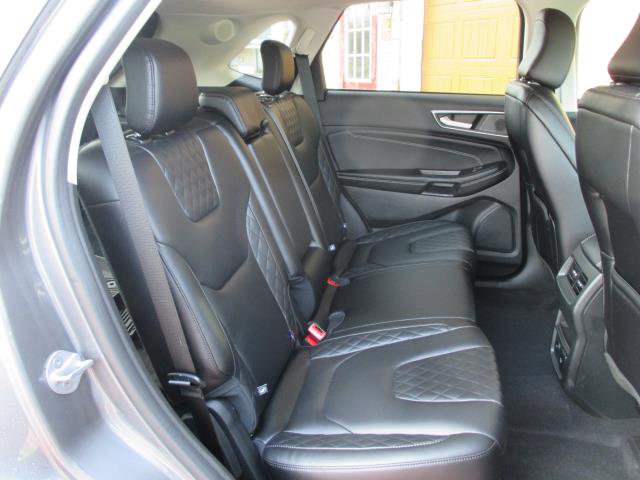 Used 2024 Ford Edge Titanium image 23