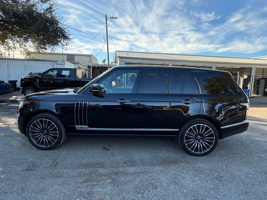 Used 2021 Land Rover Range Rover SV Autobiography Dynamic image 3
