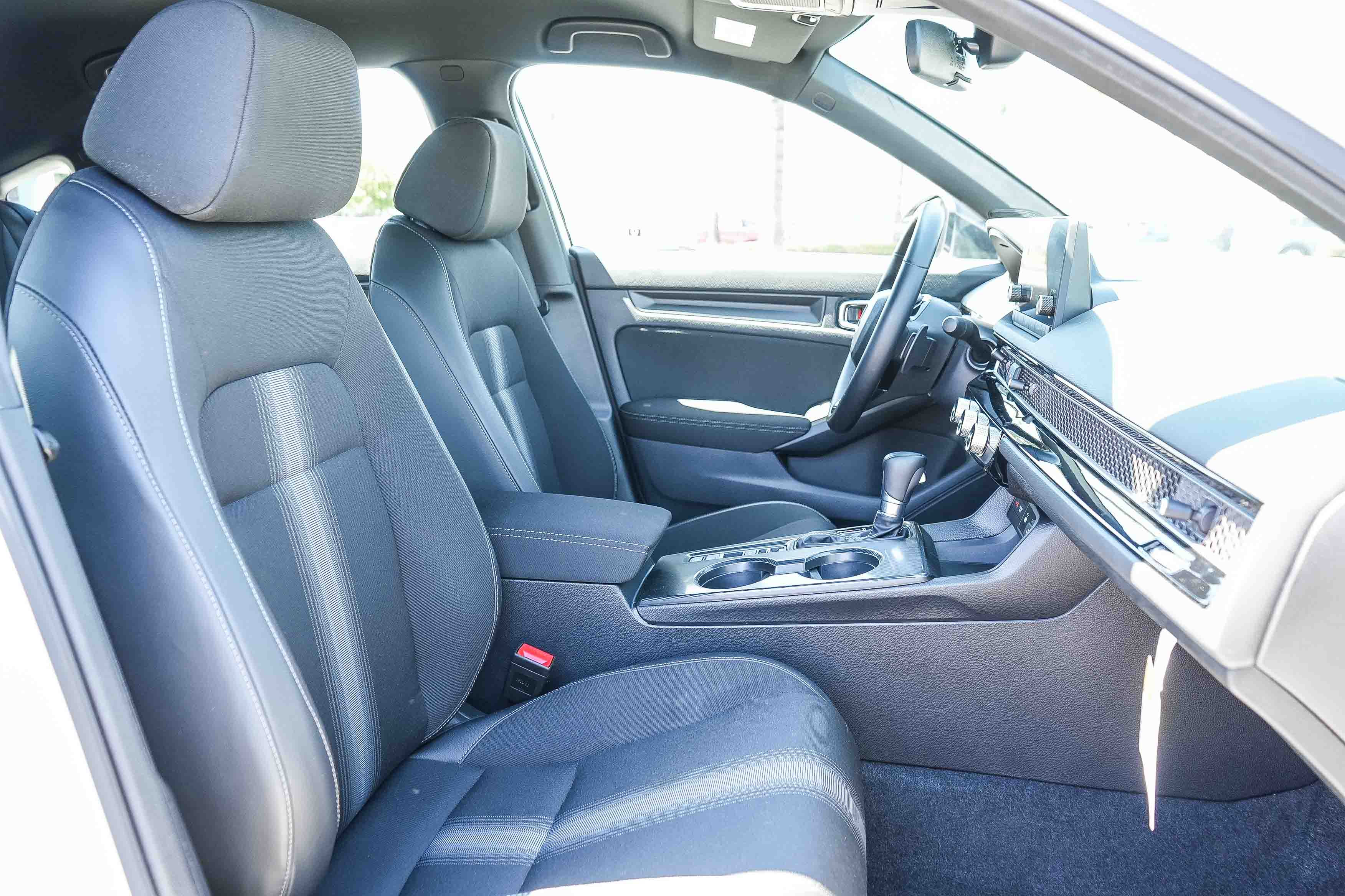 Used 2025 Honda Civic Sport image 19