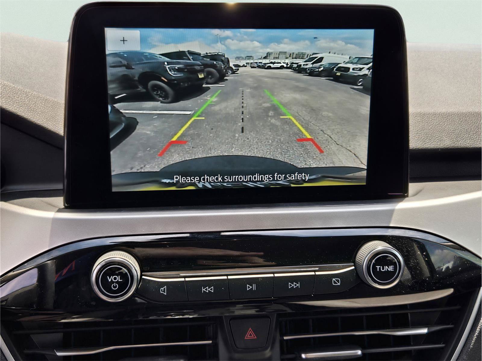 Used 2020 Ford Escape SE FWD image 16