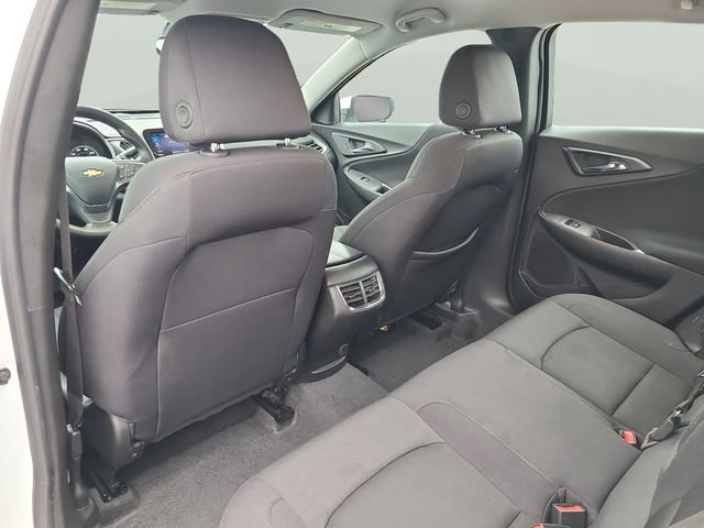 Used 2025 Chevrolet Malibu LT FWD image 16