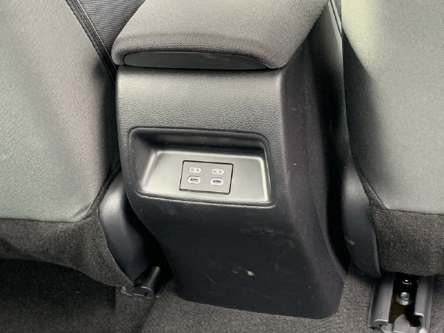 Used 2026 Toyota Corolla LE FWD image 35