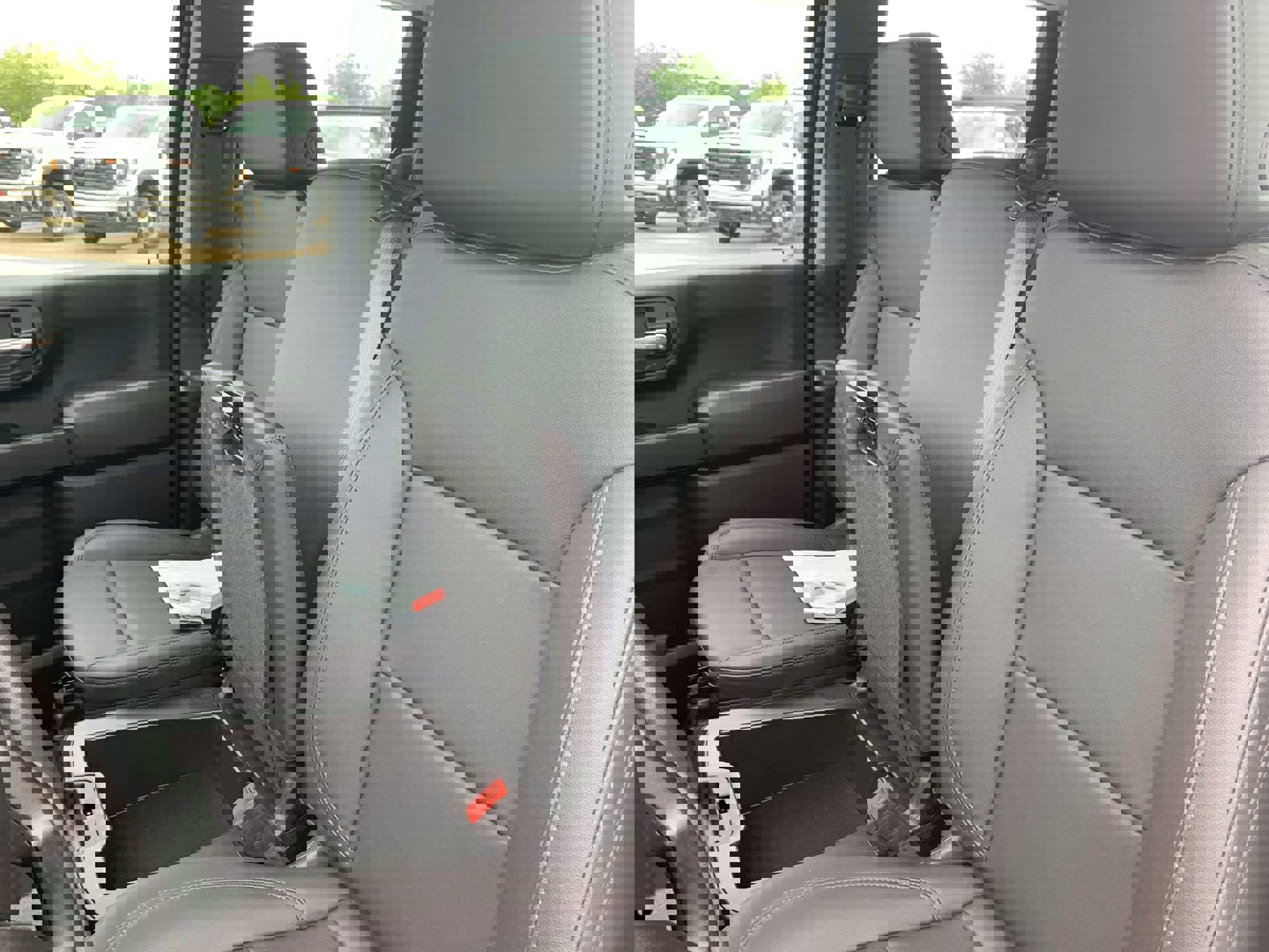 New 2024 GMC Sierra 3500 Pro w/ Fleet Convenience Package image 20