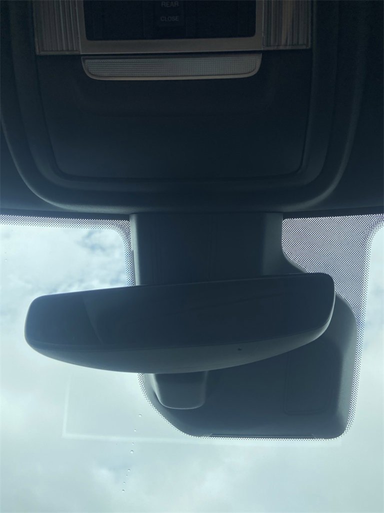 New 2026 RAM 1500 4x4 Crew Cab image 21