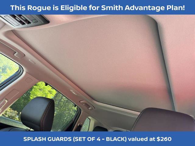 Certified 2025 Nissan Rogue Platinum w/ Platinum Premium Package FWD image 16