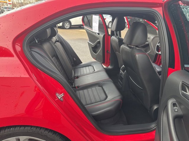 Used 2015 Volkswagen Jetta GLI SEL image 12