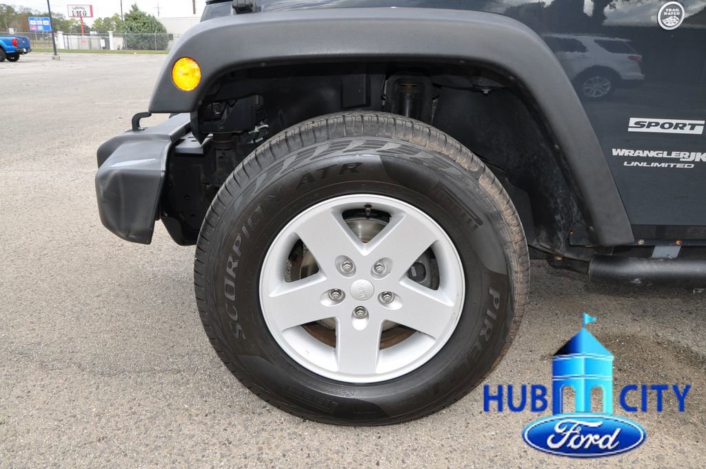Used 2018 Jeep Wrangler Unlimited Sport S image 9