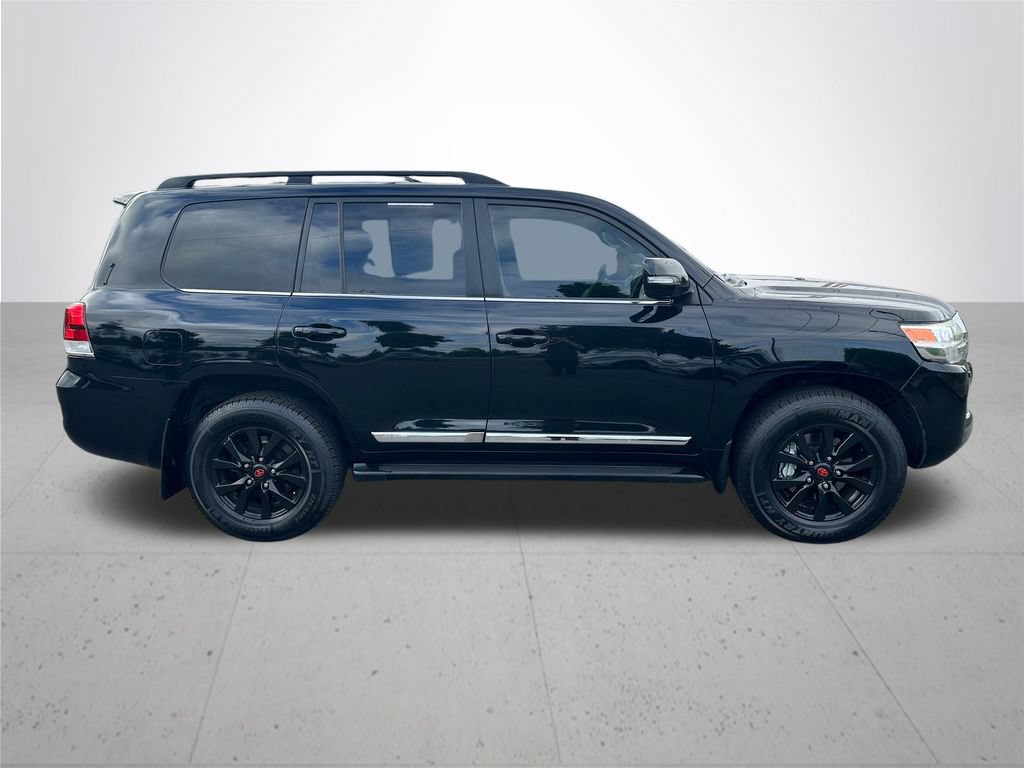 Used 2016 Toyota Land Cruiser AWD/4WD image 6