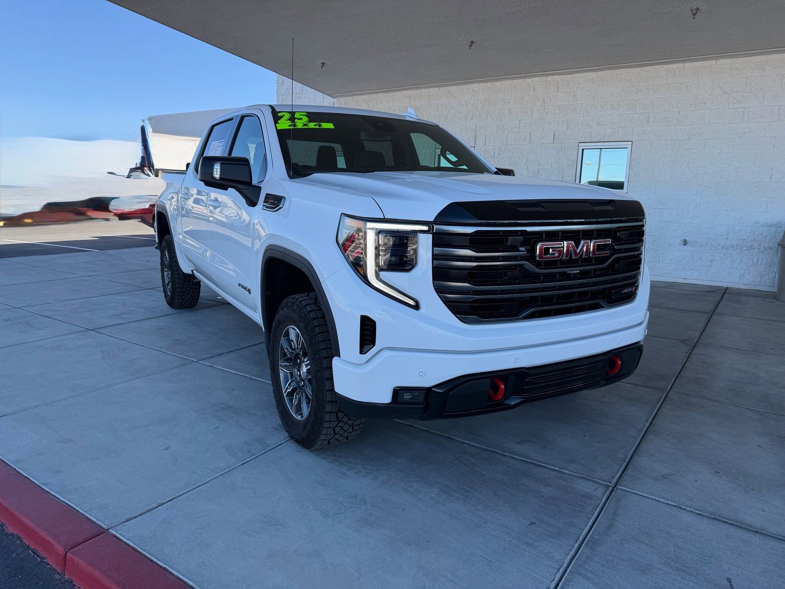 Used 2025 GMC Sierra 1500 AT4 image 1