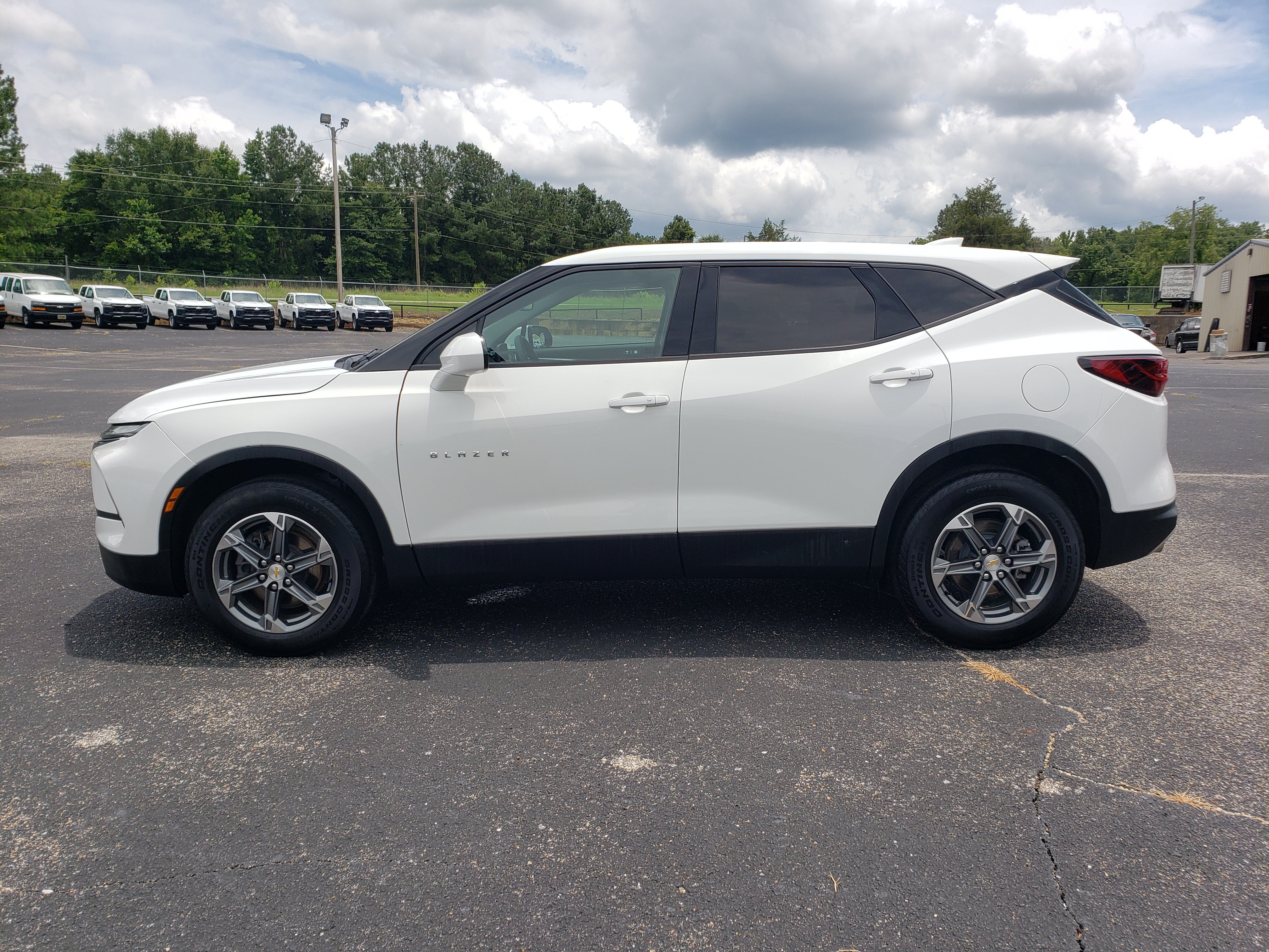 Used 2024 Chevrolet Blazer LT w/ LPO, Floor Liner Package FWD image 6