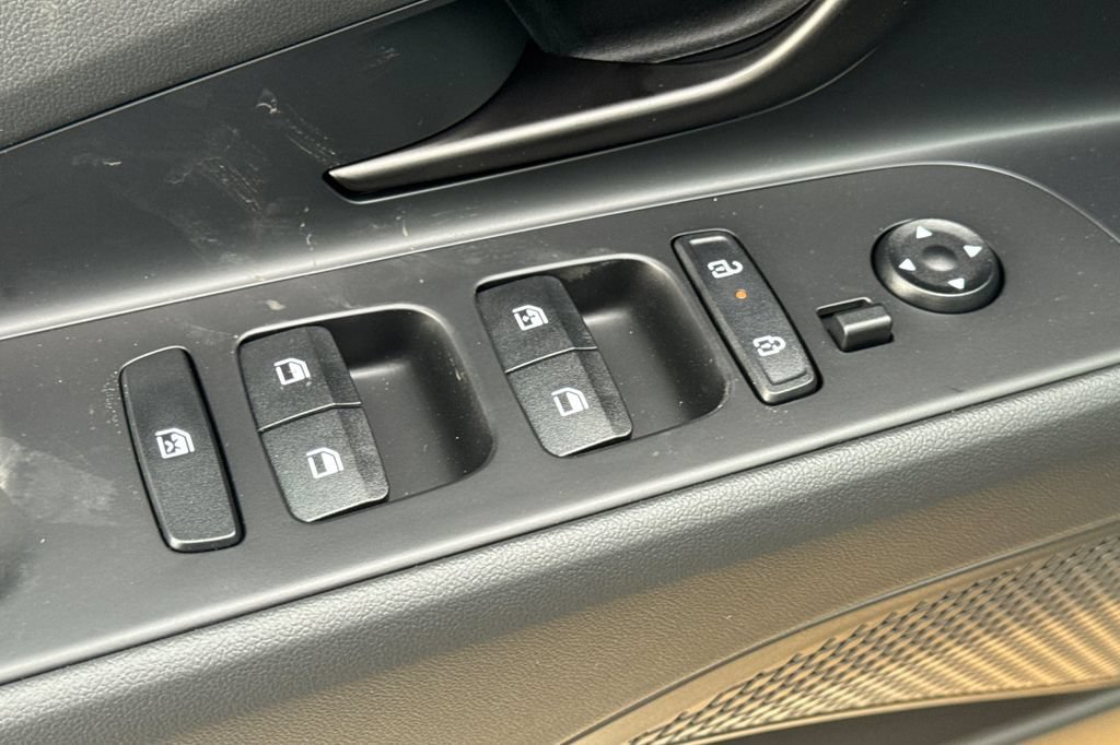 New 2026 Hyundai Elantra SEL Sport Premium FWD image 11