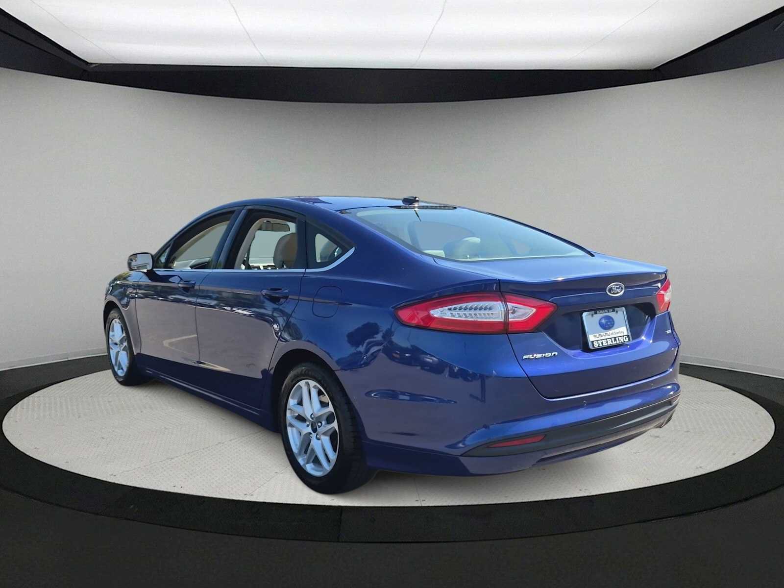 Used 2014 Ford Fusion SE FWD image 6