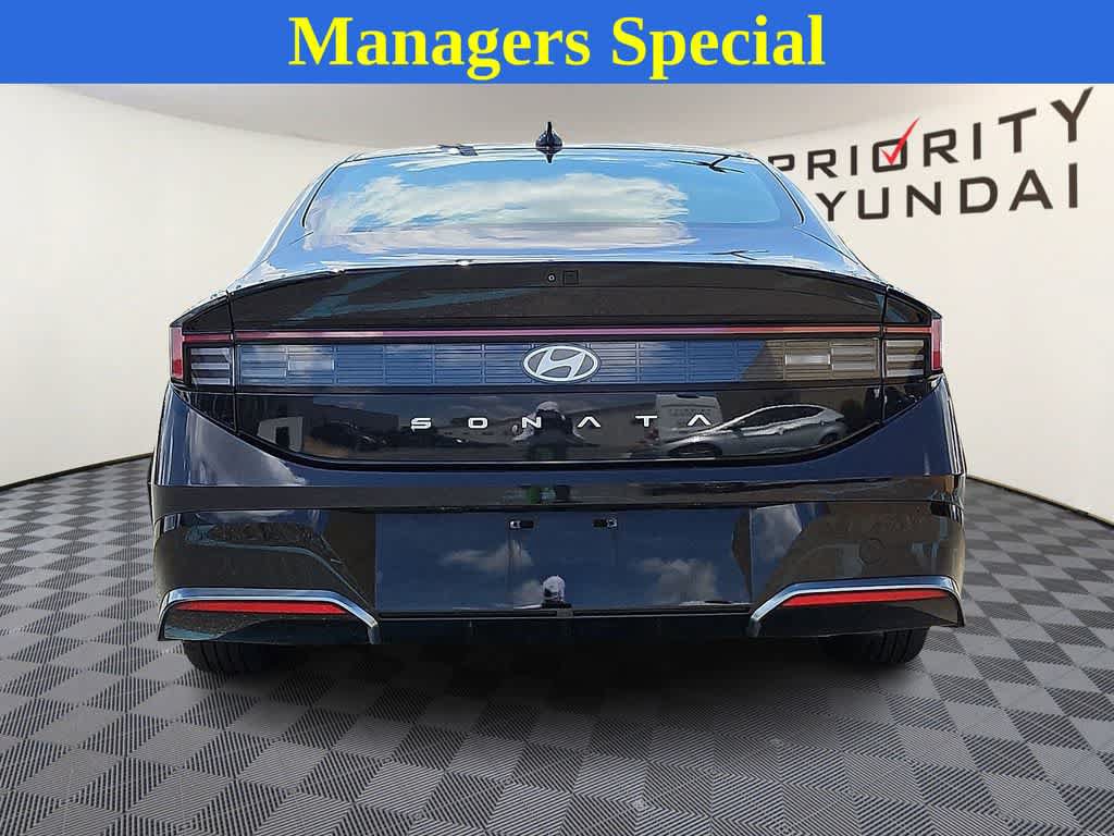 Used 2024 Hyundai Sonata SEL FWD image 5