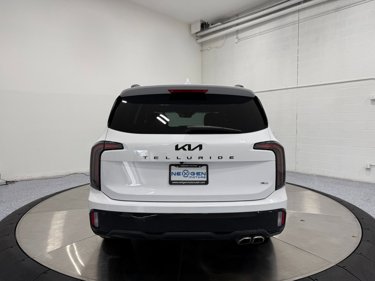 Used 2025 Kia Telluride SX X-Line image 6