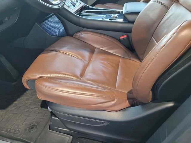 Used 2020 Lincoln Aviator Reserve w/ Equipment Group 202A image 15