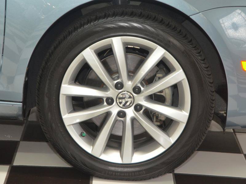 Used 2015 Volkswagen Eos Komfort FWD image 14