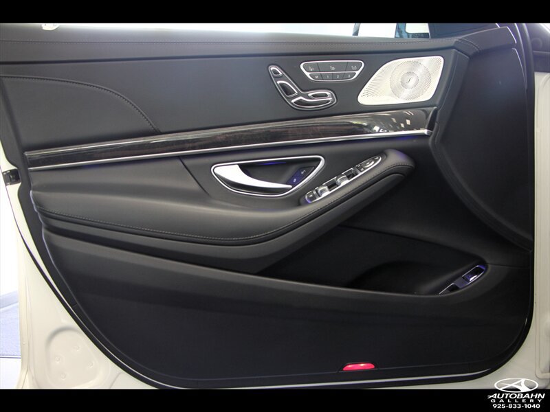 Used 2017 Mercedes-Benz S 550e image 29