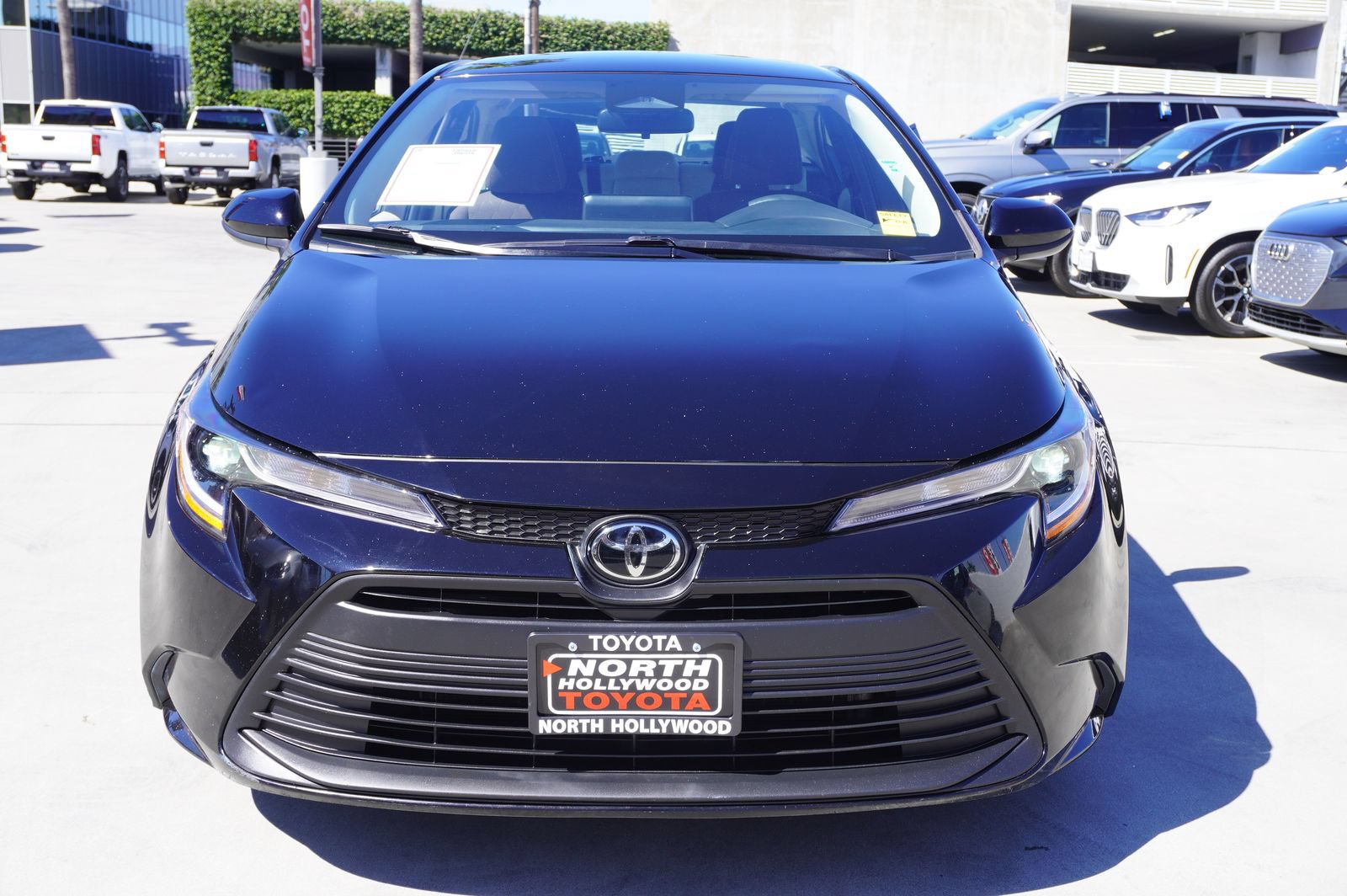 Certified 2025 Toyota Corolla LE FWD image 3