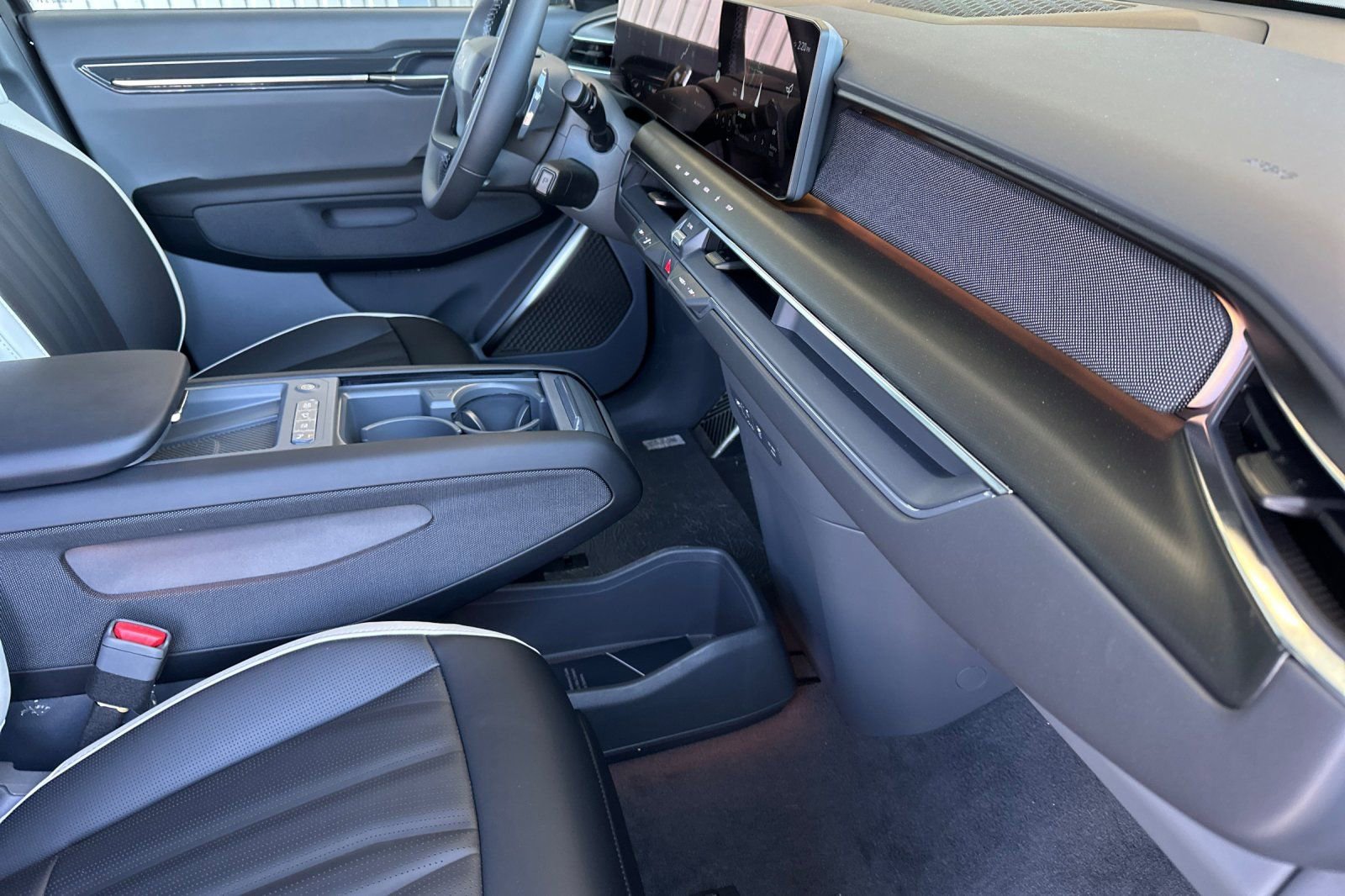 New 2026 Kia EV9 GT-Line AWD/4WD image 17