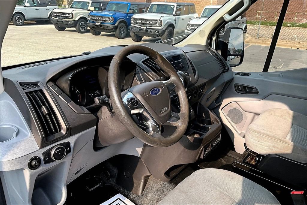 Used 2016 Ford Transit 250 138 RWD image 12