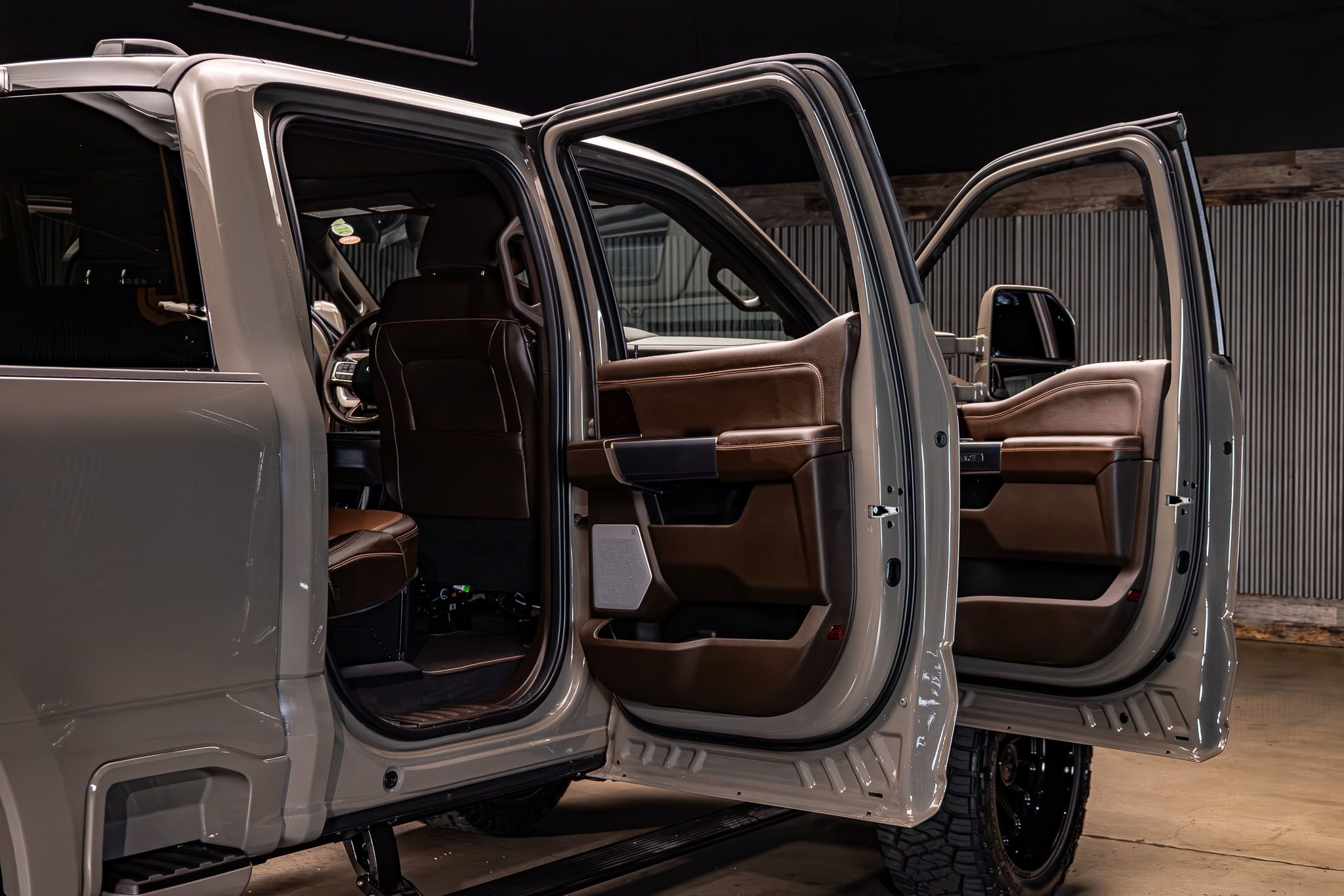 Used 2026 Ford F250 King Ranch w/ Chrome Package image 34