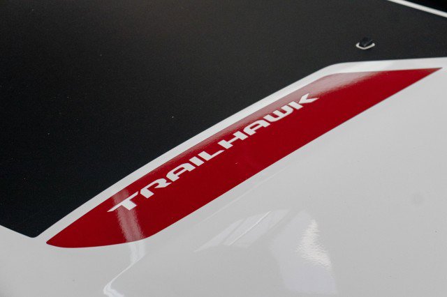 Used 2022 Jeep Compass Trailhawk w/ Trailhawk Convenience Group image 3