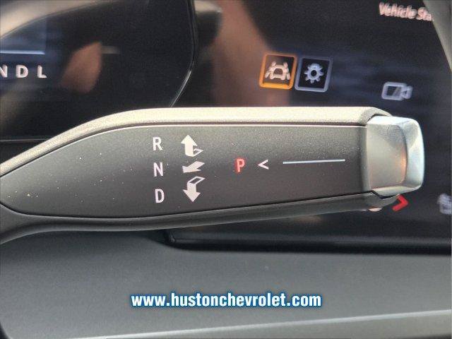 New 2027 Chevrolet Traverse LT w/ Sun and Wheel Package FWD image 31