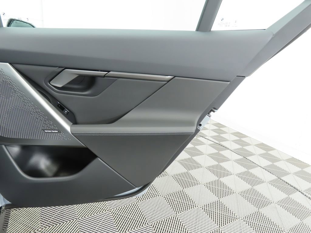 New 2026 BMW i5 eDrive40 w/ M Sport Package image 27