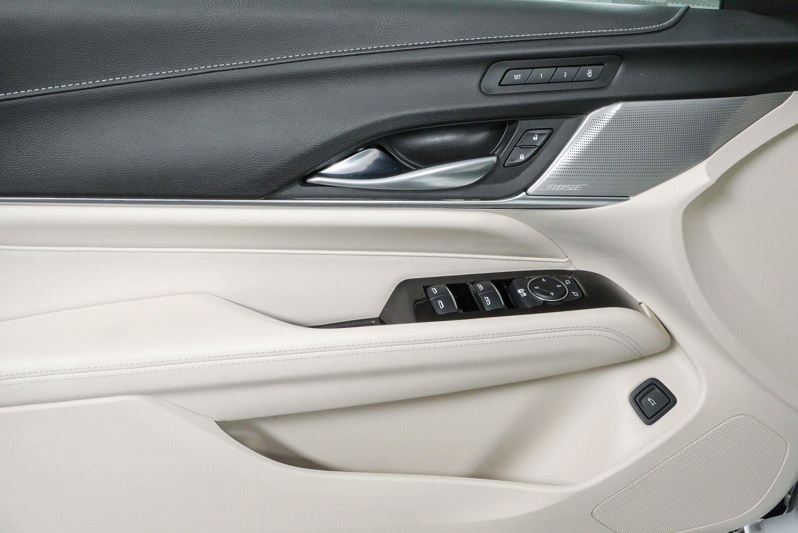 Used 2021 Cadillac CT4 Premium Luxury RWD image 6