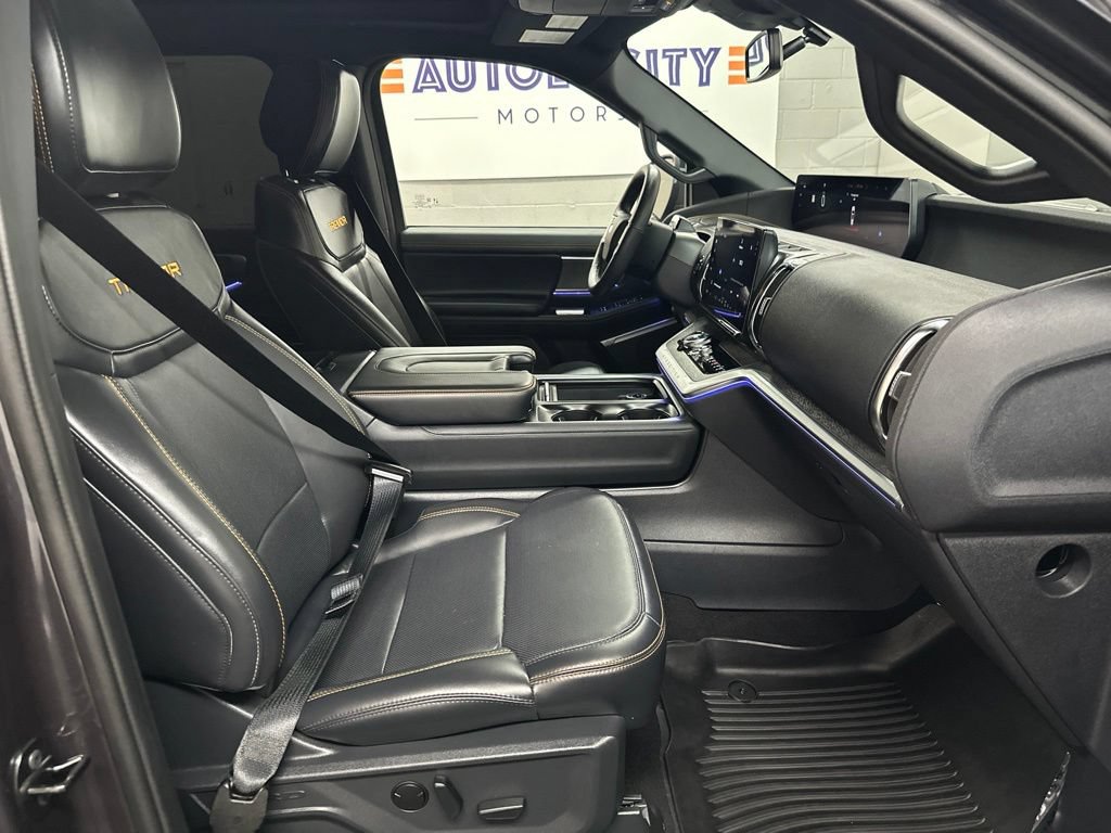 Used 2026 Ford Expedition Tremor AWD/4WD image 19