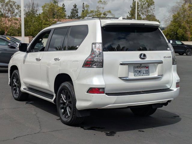 Used 2023 Lexus GX 460 Premium w/ Premium Plus Package image 7