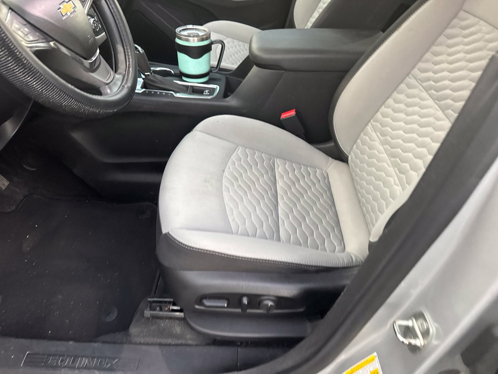Used 2019 Chevrolet Equinox LS w/ LS Convenience Package AWD/4WD image 5