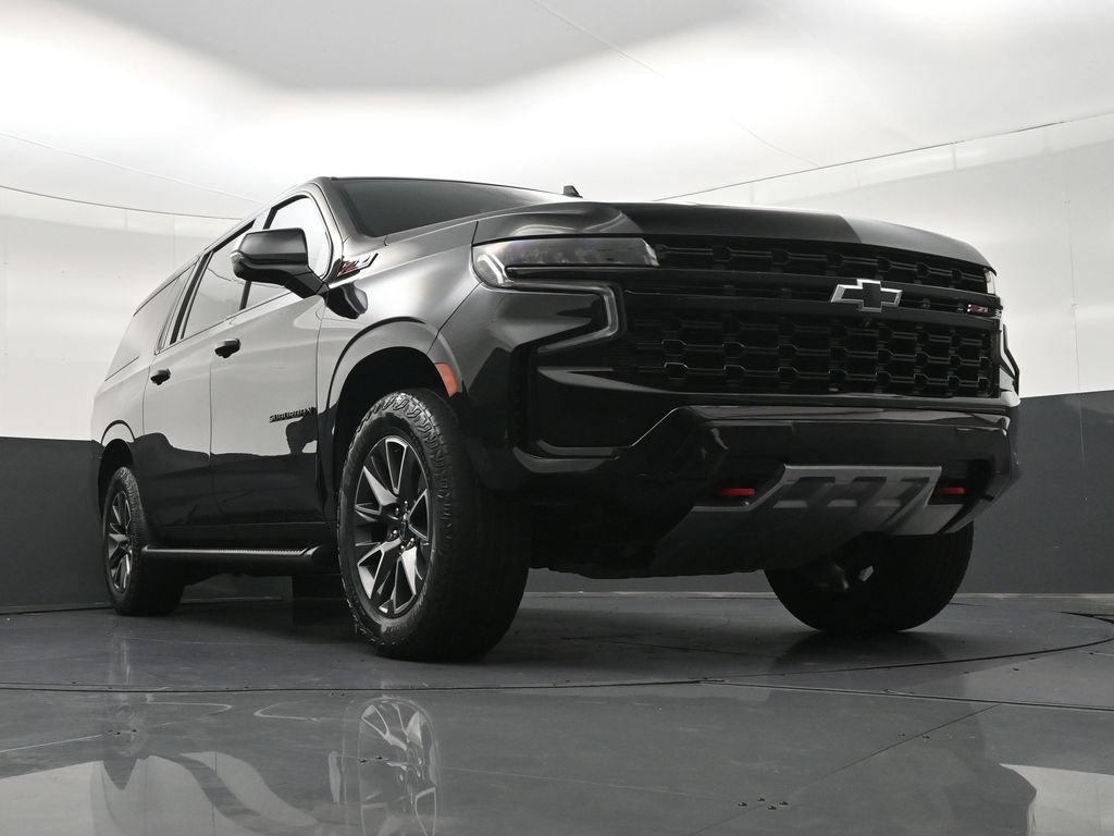 Used 2023 Chevrolet Suburban Z71 w/ Luxury Package AWD/4WD image 34