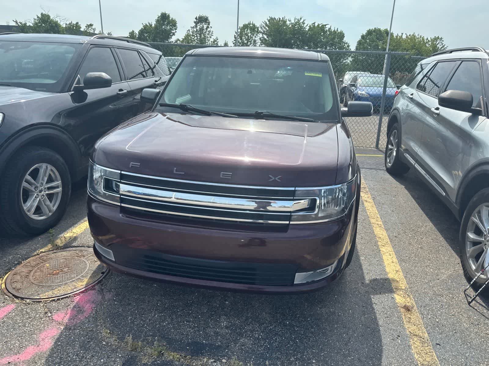Used 2019 Ford Flex SEL w/ Equipment Group 202A AWD/4WD image 4