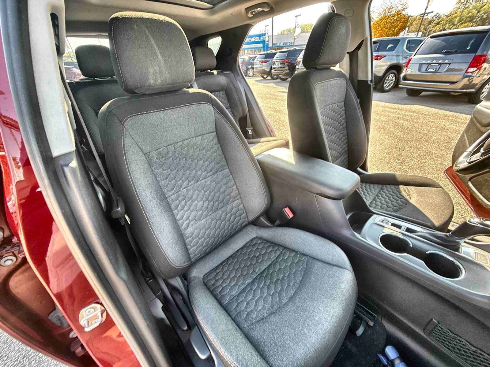 Certified 2018 Chevrolet Equinox LT w/ Sun & Infotainment Package AWD/4WD image 27