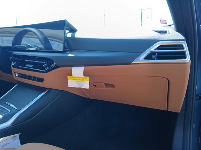 New 2026 BMW 330i Sedan w/ M Sport Package RWD image 15