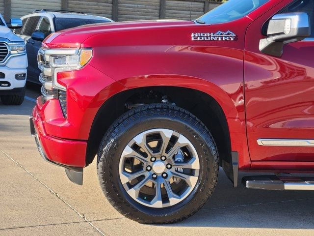 Used 2024 Chevrolet Silverado 1500 High Country w/ Technology Package image 16