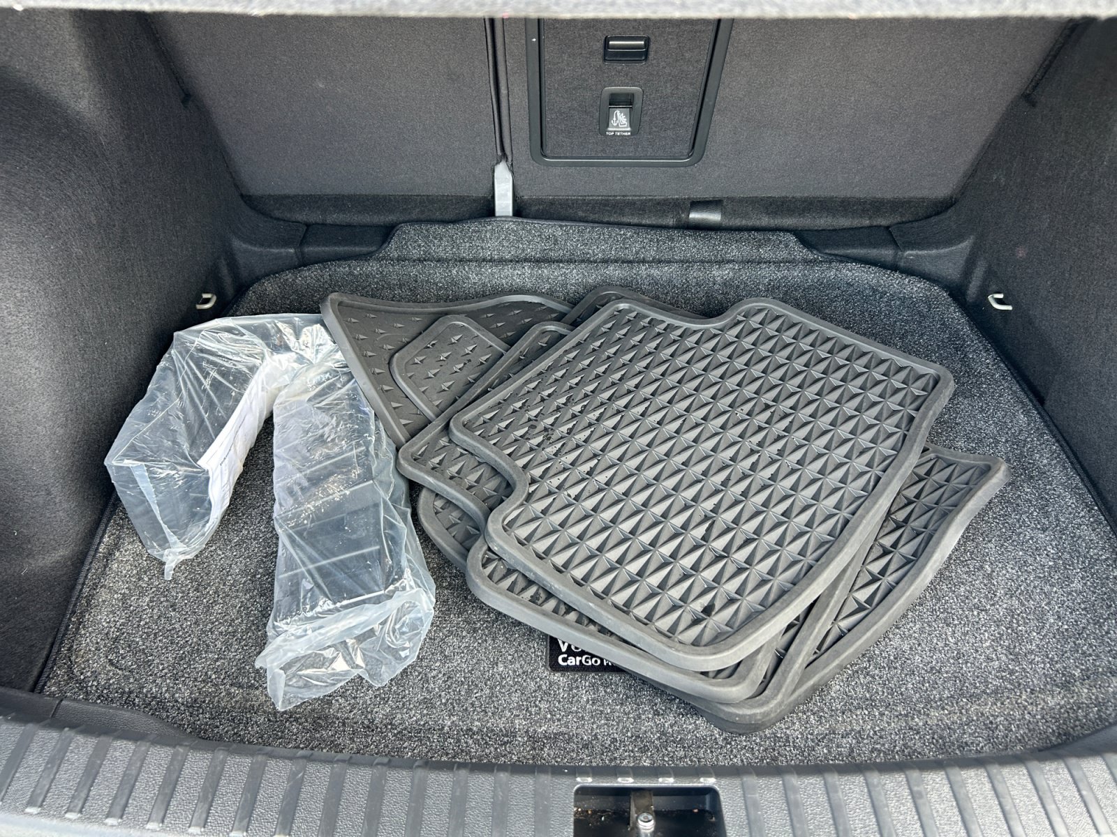 Certified 2022 Volkswagen Taos SE FWD image 29