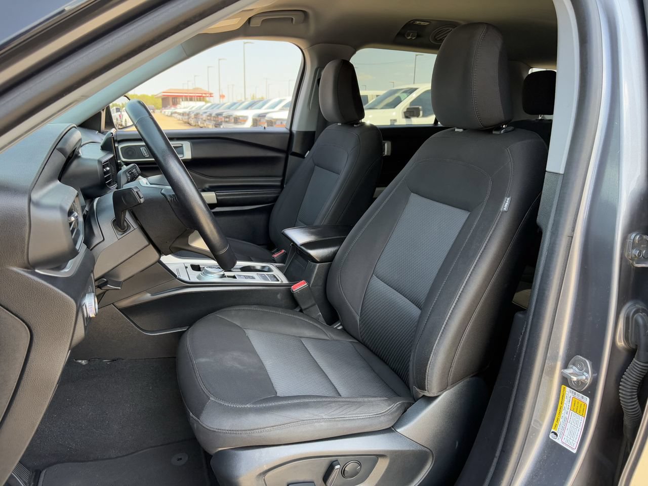 Used 2022 Ford Explorer XLT RWD image 26