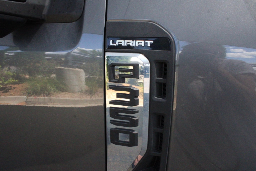Used 2023 Ford F350 Lariat w/ Tremor Off-Road Package AWD/4WD image 71