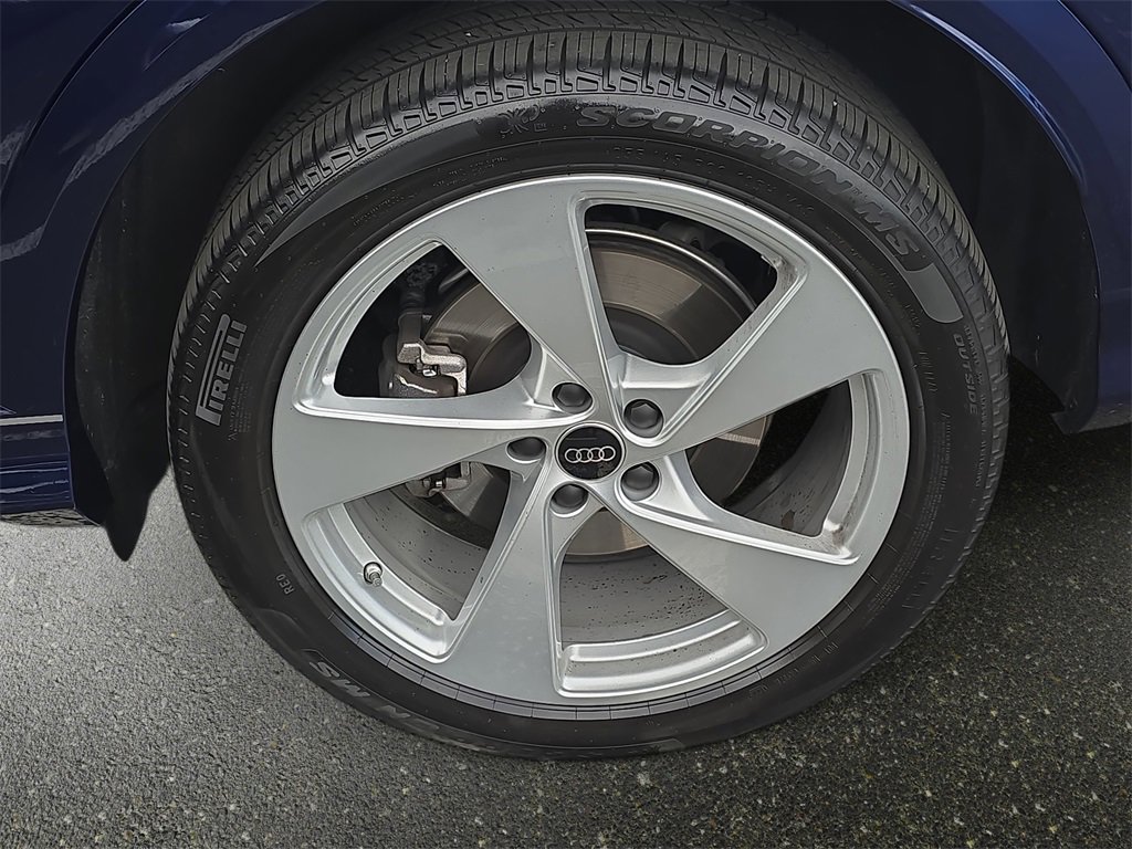 Used 2025 Audi Q5 Prestige image 37